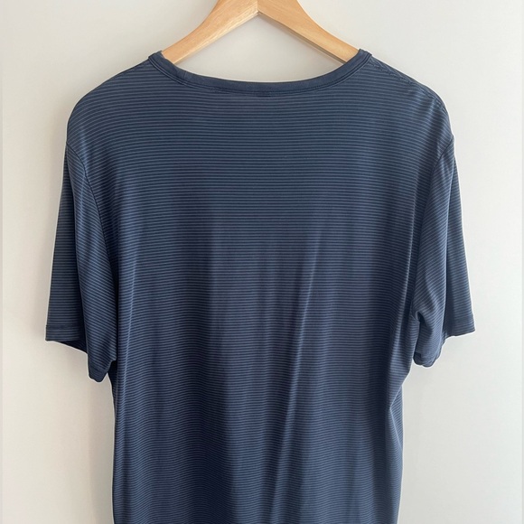 Vuori Mens Linear Tech Tee Ink L - Picture 8 of 12